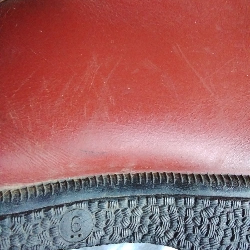 Novella Bootie Swiss made Vintage Red Leather Low top Size 6 EU, 7.5 US - Picture 6 of 7